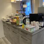 게스트하우스 Hotel-pension Adler Untertuerkheim