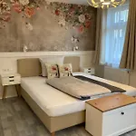 Hotel-pension Adler Untertuerkheim 3* 슈투트가르트