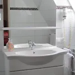 게스트하우스 Hotel-pension Adler Untertuerkheim 3*
