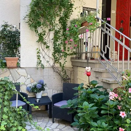 Hotel-pension Adler Untertuerkheim