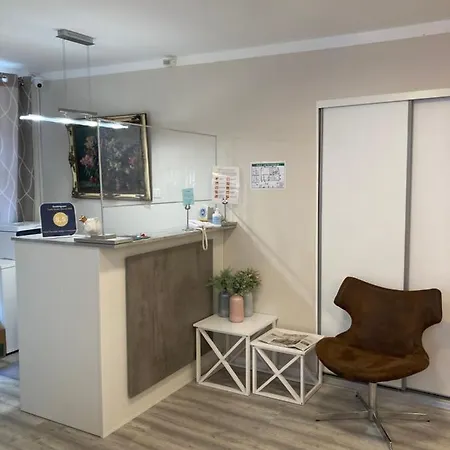 Hotel-pension Adler Untertuerkheim שטוטגרט
