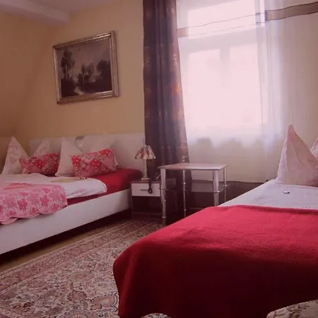 Hotel-pension Adler Untertuerkheim