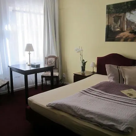 Hotel-pension Adler Untertuerkheim 3* Штутгарт