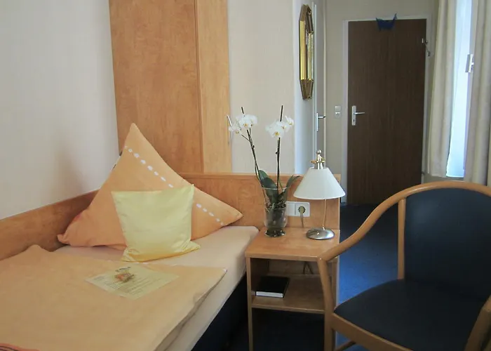 Gasthof Hotel-pension Adler Untertürkheim 3*